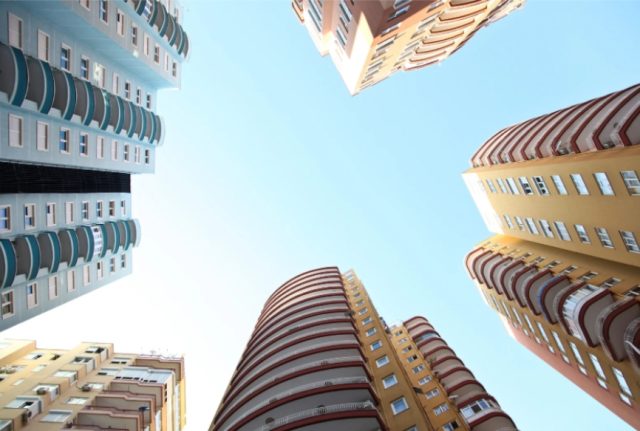 中古マンション価格に変化の兆し？「頭打ち」から「値下げ傾向」へ向かう市場の動向を解説